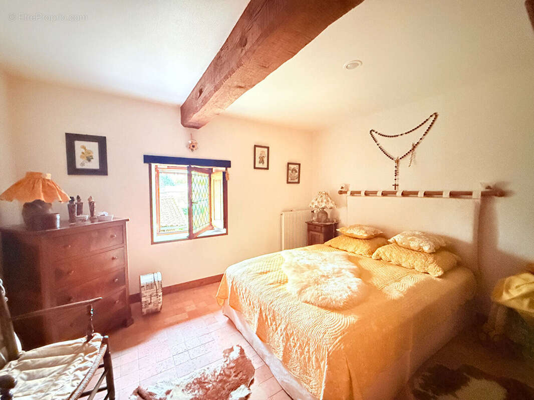 Maison à LOUZY