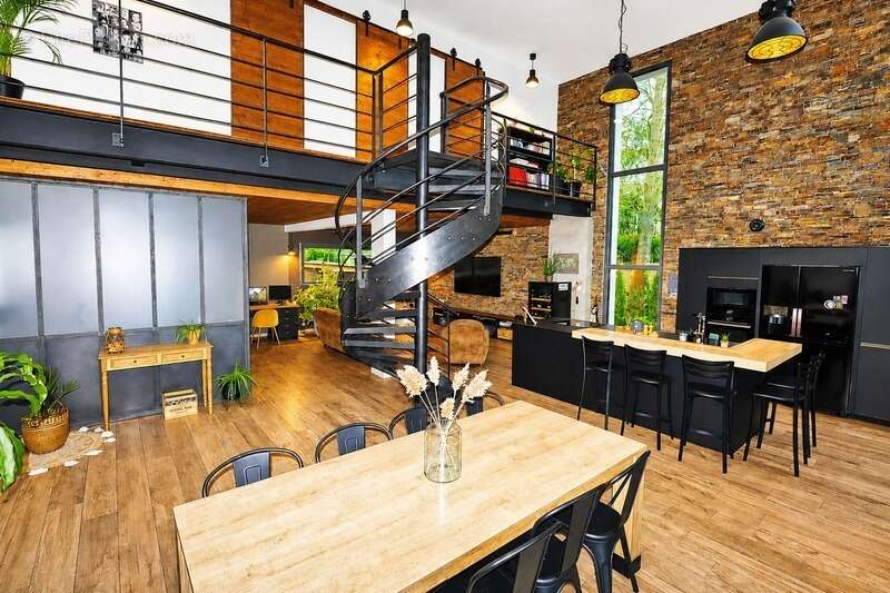 Saint-Maurice de Lignon:Villa contemporaine de 157 m2 habitables, 3 chambres sur terrain paysager de 1700 m2 avec piscine - photo 3