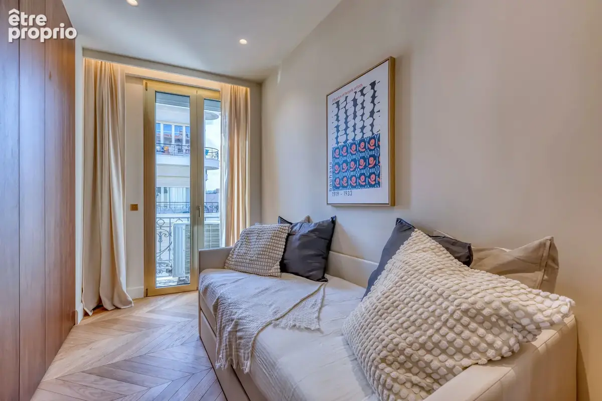Nice - Carré d'or- 4p avec Balcons rénové - photo 15
