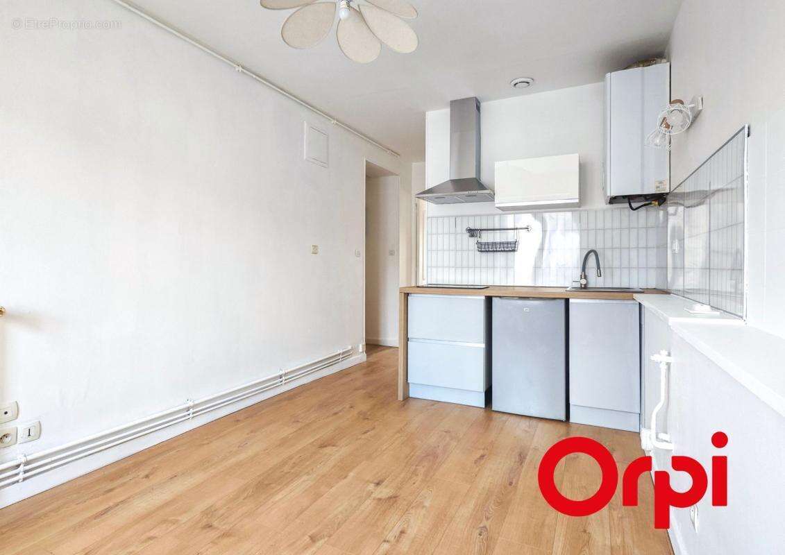 Appartement à LYON-8E