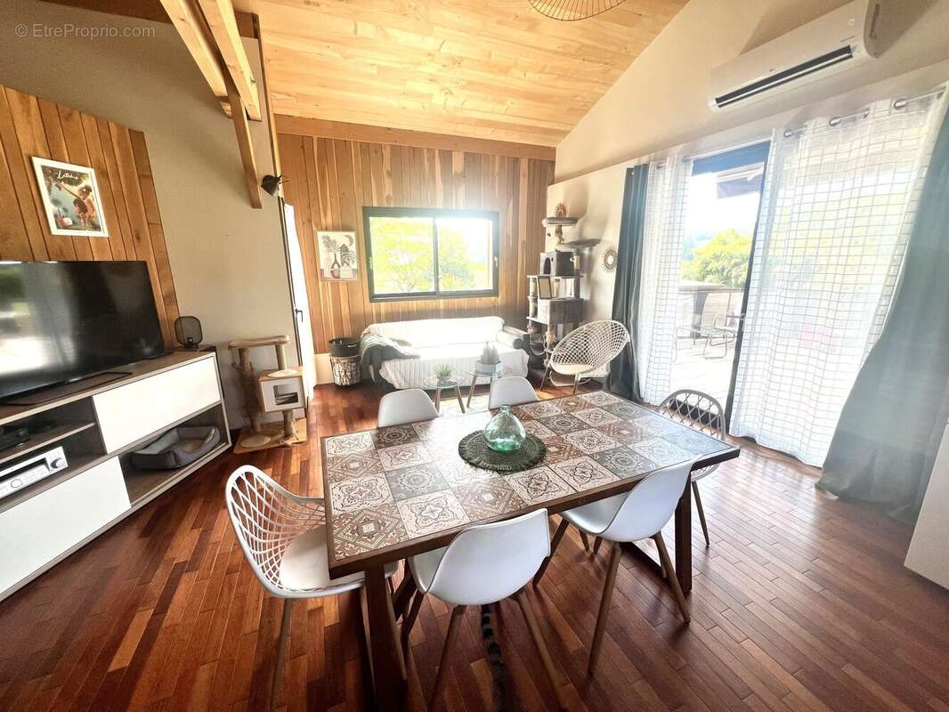 Maison 74 m² à Coux-Et-Bigaroque  - photo 9