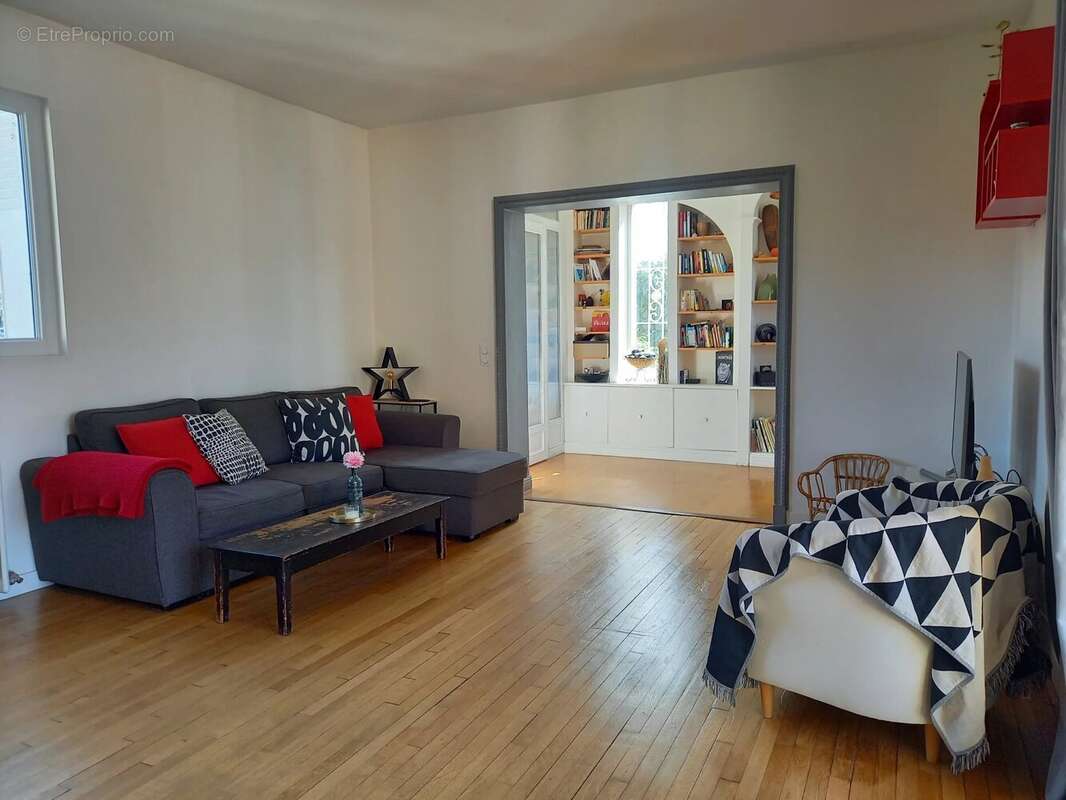 Maison à CHARTRETTES