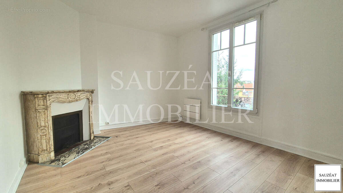 Appartement à BAGNEUX