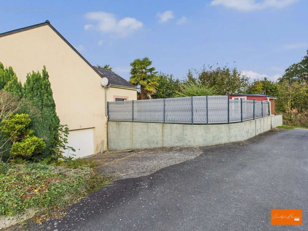 Photo 3 - Maison à SAINT-GEORGES-BUTTAVENT