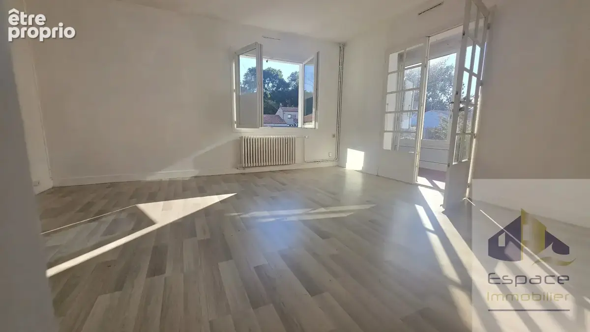 Maison à LA JARRIE