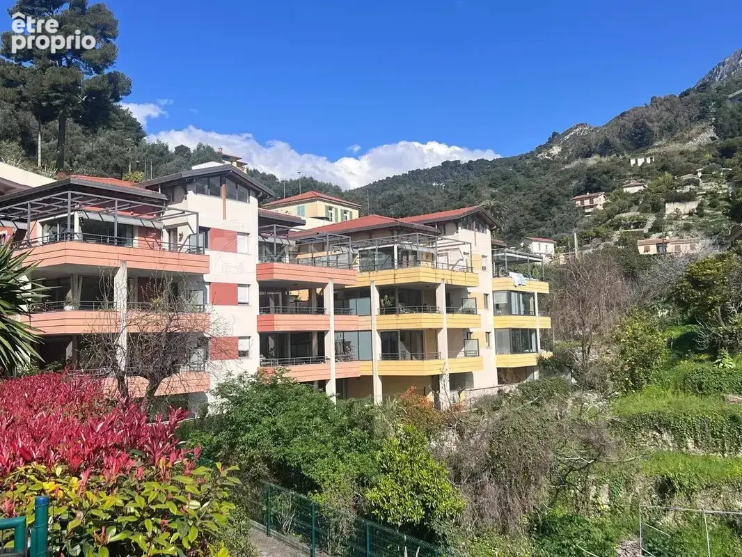 A vendre 3 pieces de 86m² a menton cave et parking - photo 3