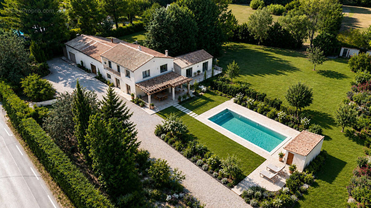 Maison avec annexe + hangar de 577m2 - photo 2