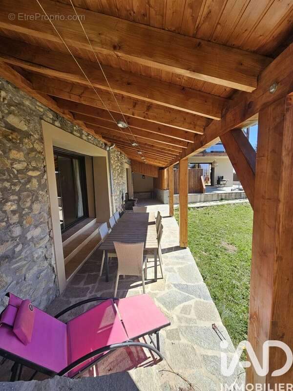 Maison 286 m² à Saint-Apollinaire  - photo 6