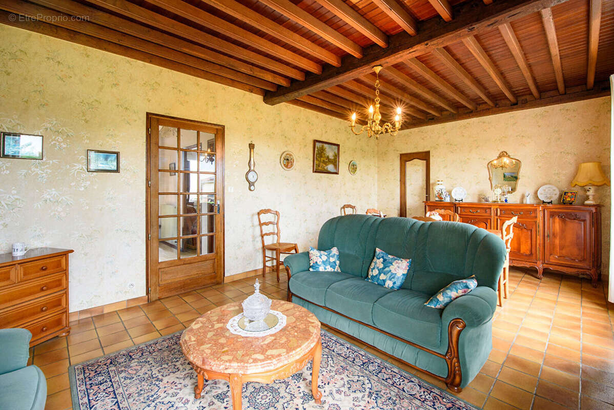 Maison à AMOU