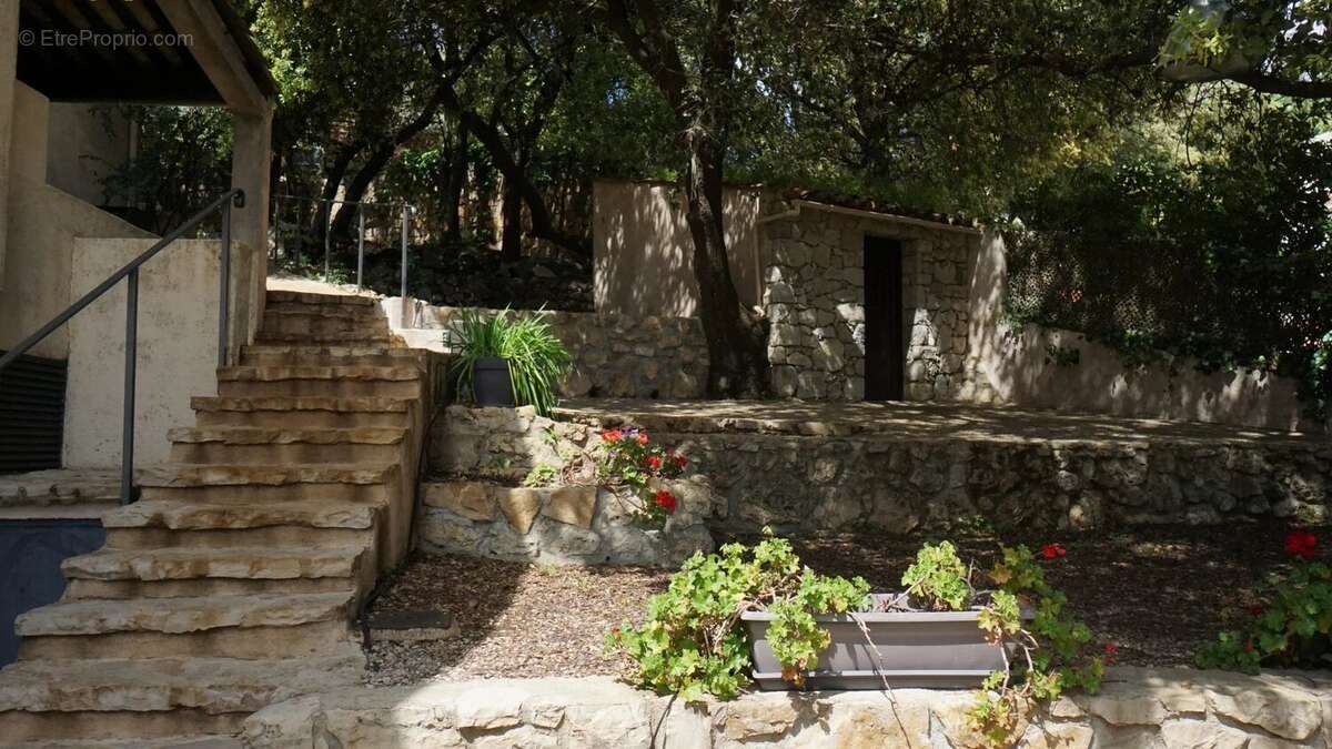 Maison à SPERACEDES