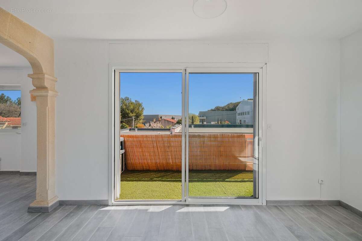 Appartement à HYERES