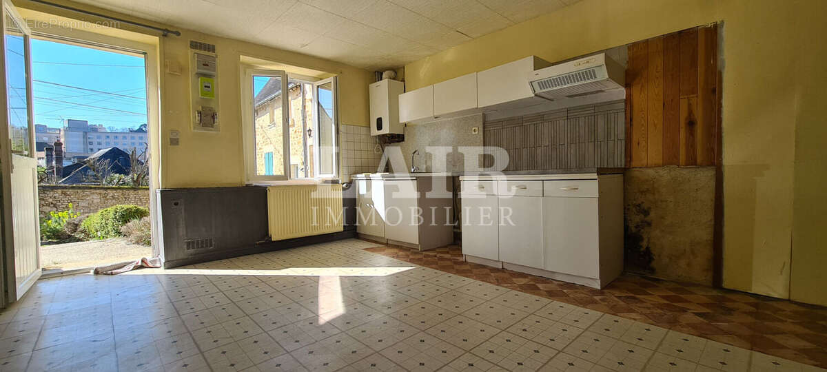 Maison à MORTAGNE-AU-PERCHE