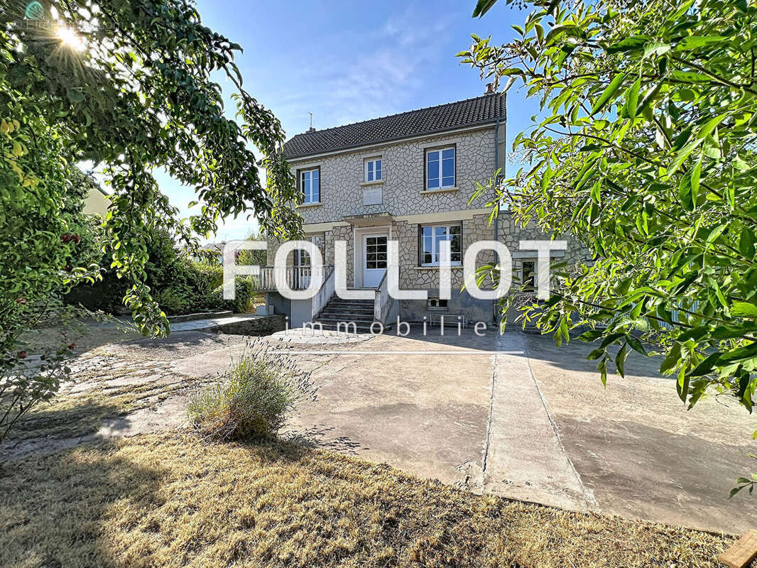 A VENDRE - Maison à Mouen de 6 pièce(s) 114 m2 - photo 12