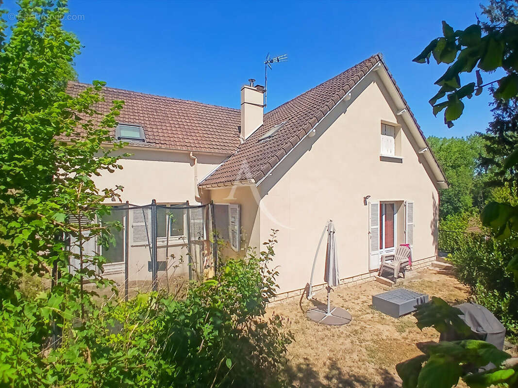Maison familiale  5 chambres Sous-sol total 15 min Pontoise - photo 15
