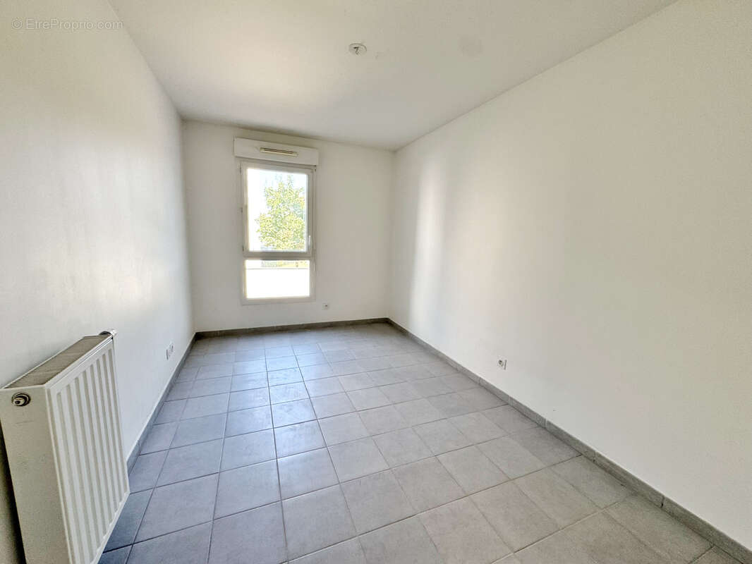 Appartement à PIERRE-BENITE