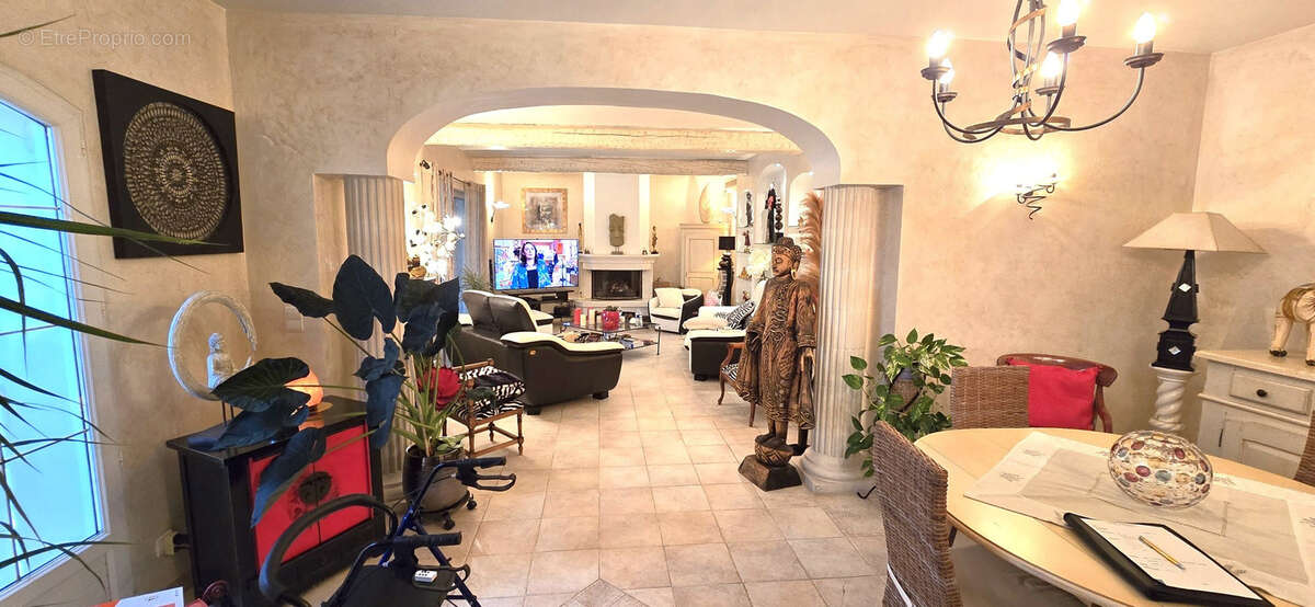 Maison à DRAGUIGNAN