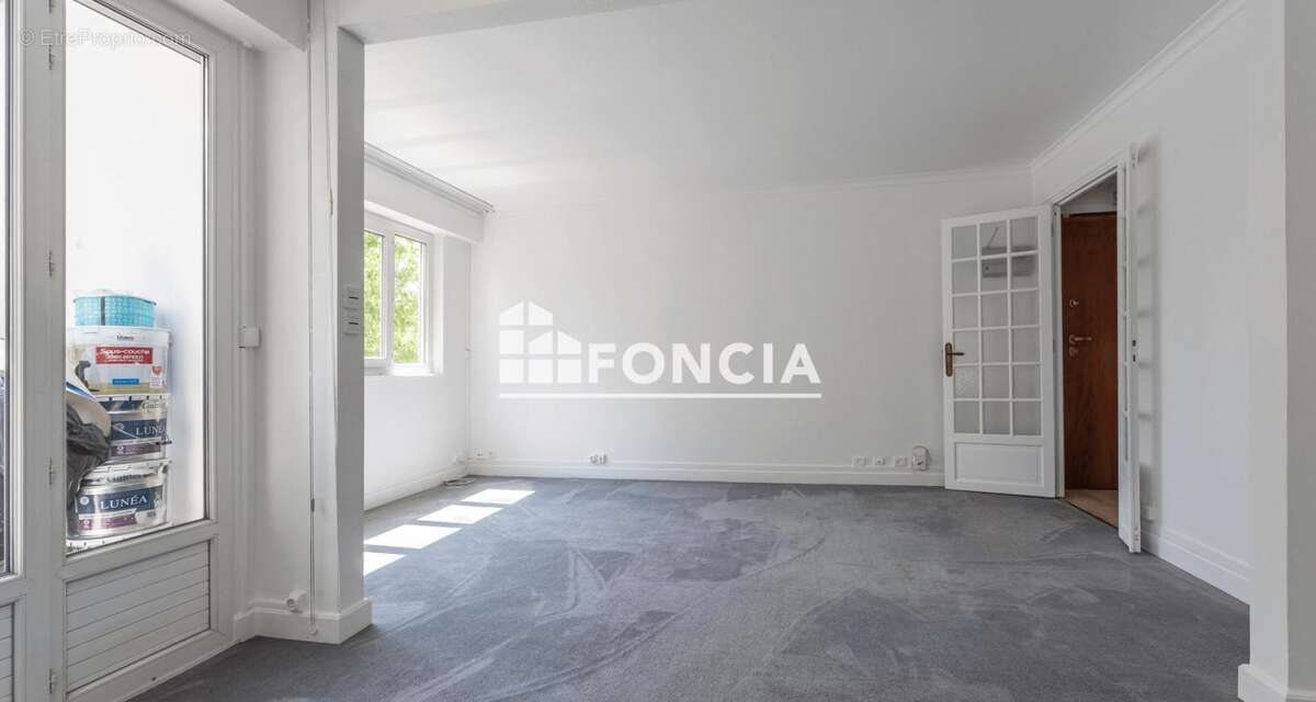 Appartement à CHILLY-MAZARIN