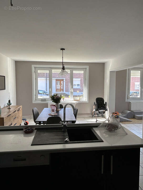 Maison à COURRIERES