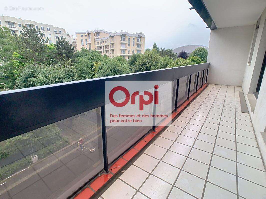 Appartement à ISSY-LES-MOULINEAUX