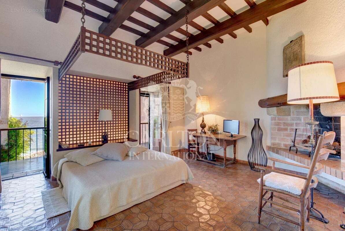 EXCLUSIVITÉ – Demeure Méditerranéenne avec accès privé à la mer - photo 16
