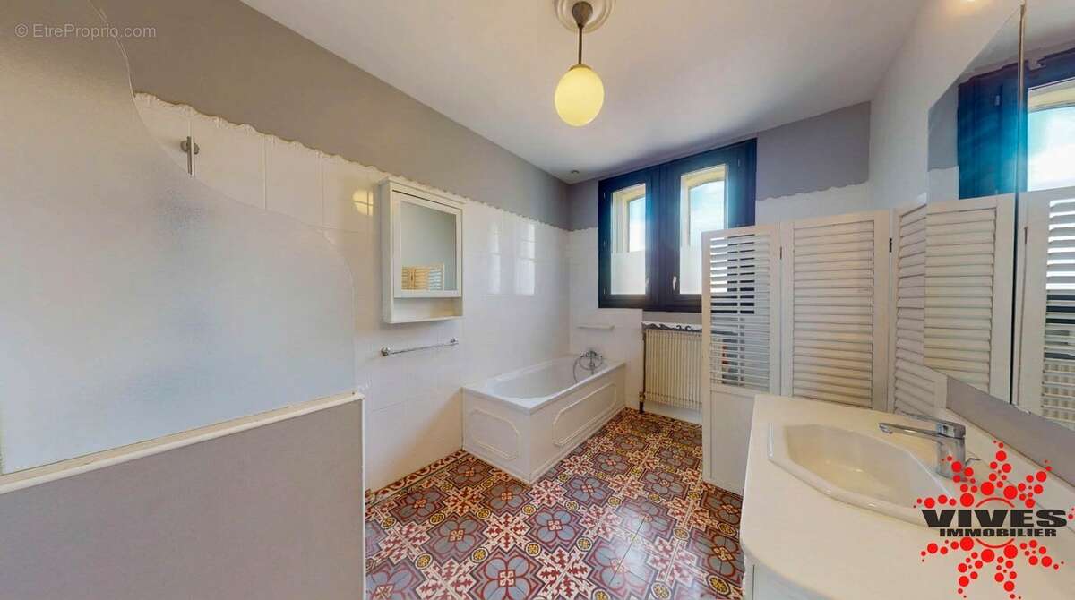 Maison 275 m² à Servian  - photo 11