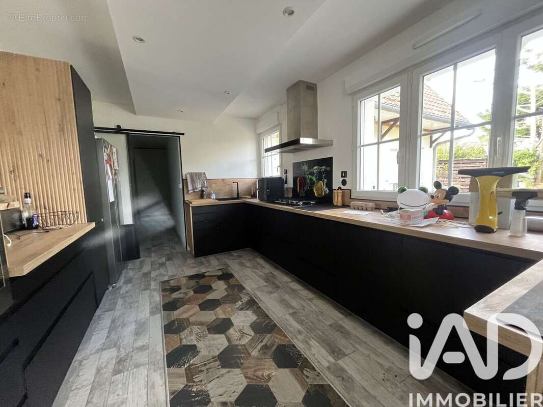 Photo 3 - Maison à BELLE-ET-HOULLEFORT