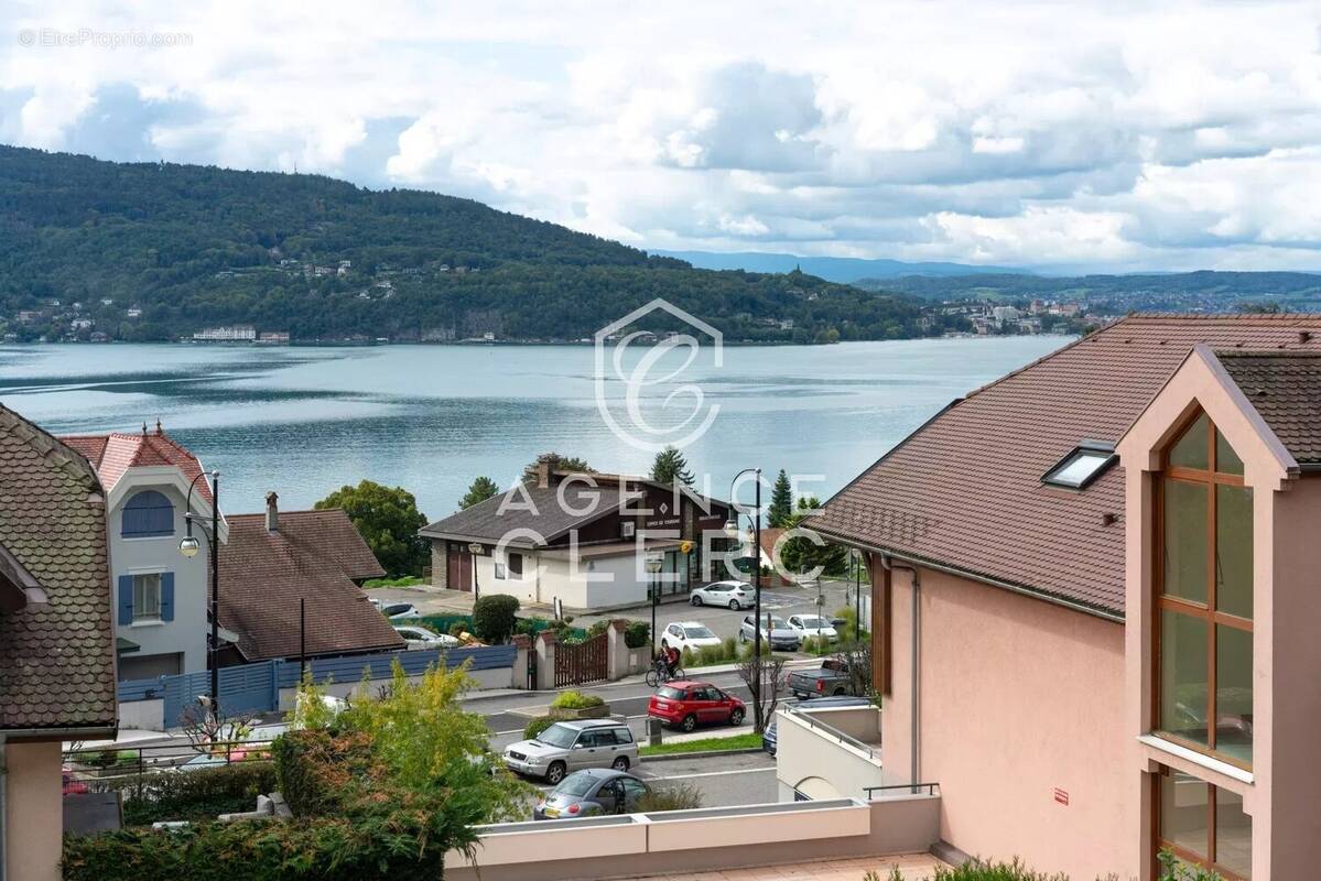 Appartement à VEYRIER-DU-LAC