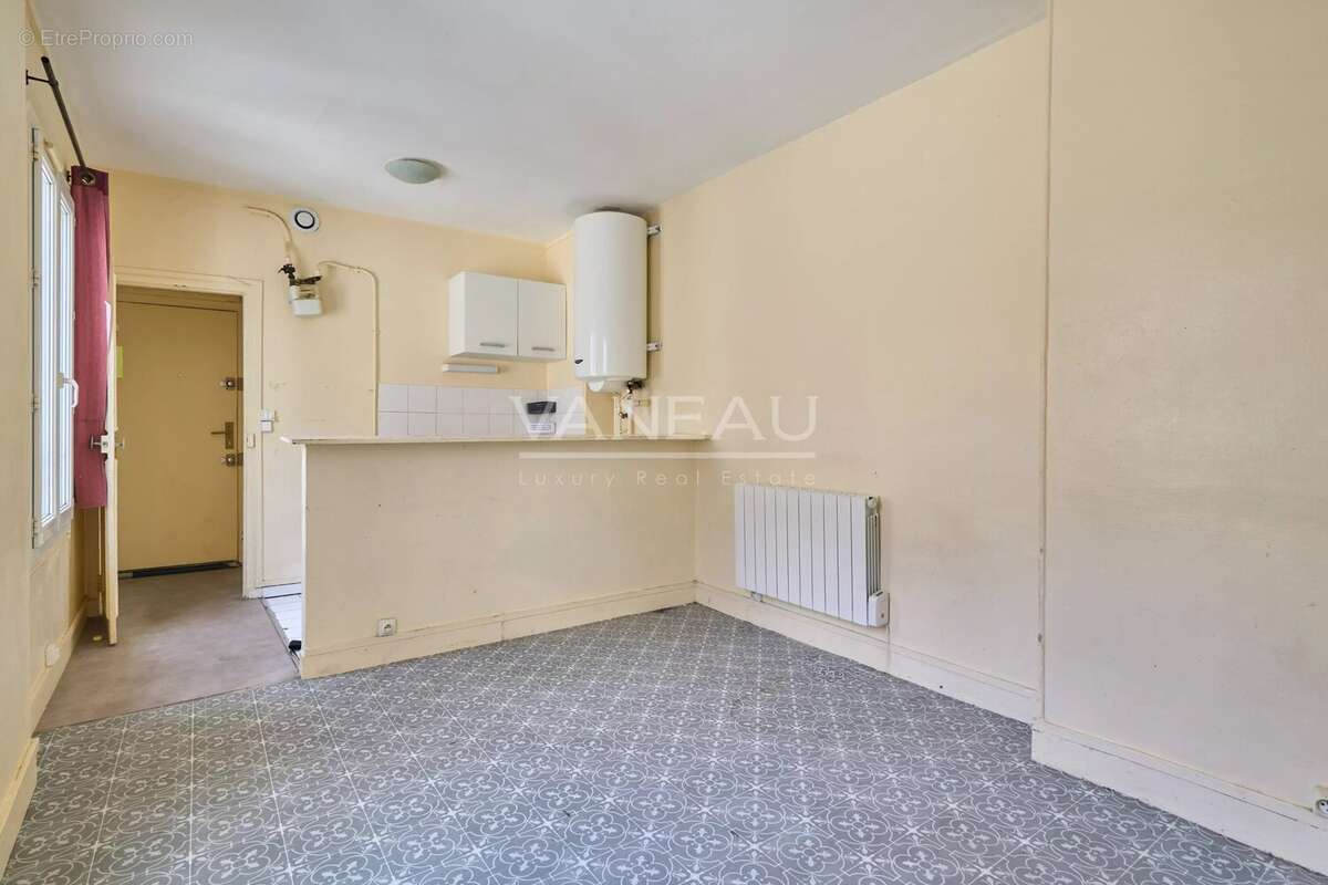 Appartement à PARIS-18E
