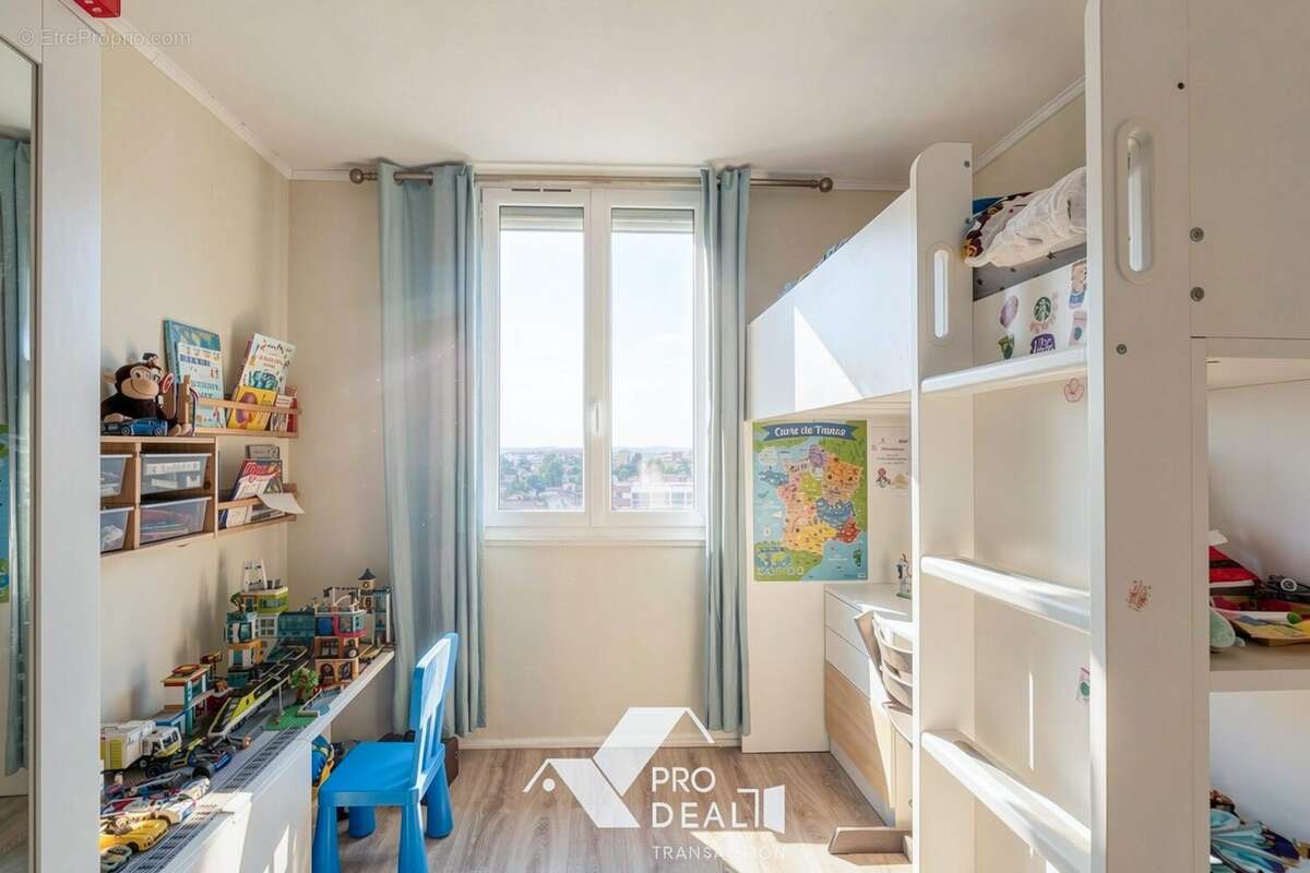 Appartement à BRON