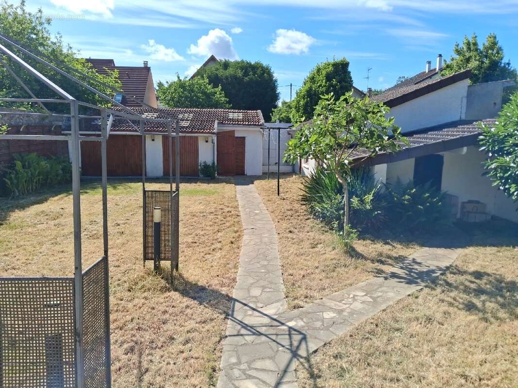 Maison à YERRES
