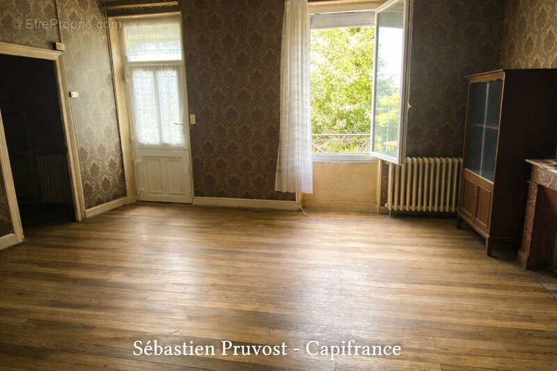Maison à AGONAC