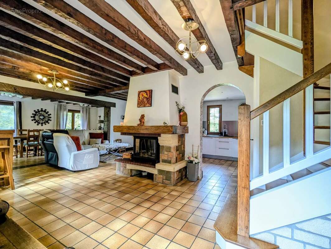 Maison à AUTHEUIL-AUTHOUILLET