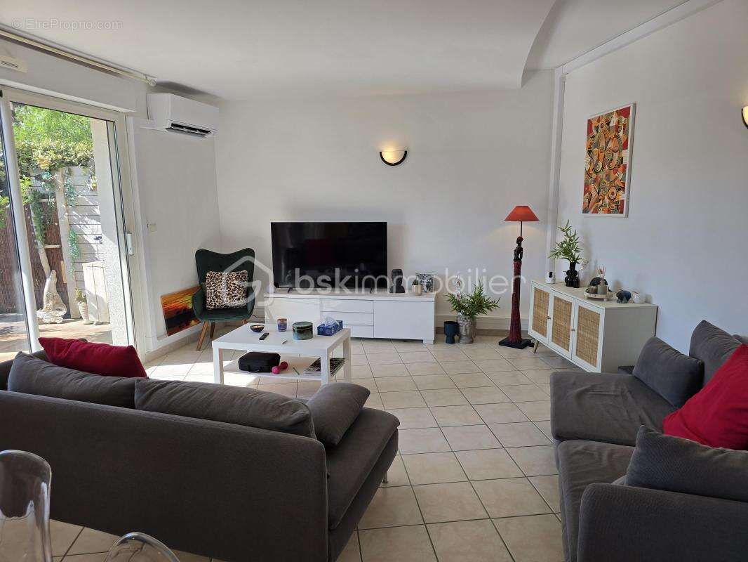 EXCLUSIVITÉ – T3 de standing en front de mer – Terrasse de 70 m², vue mer et intimité absolue - photo 8