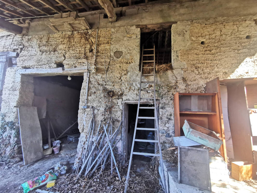 Appartement à SAINT-CHEF