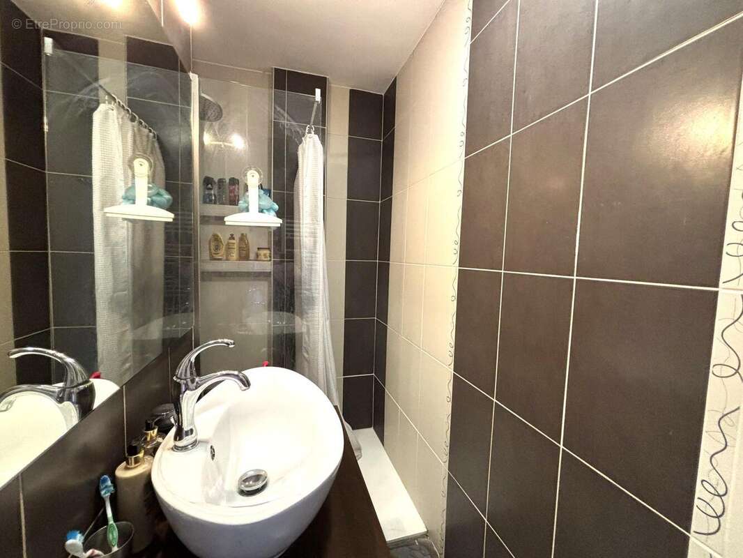 Appartement à ROMANS-SUR-ISERE