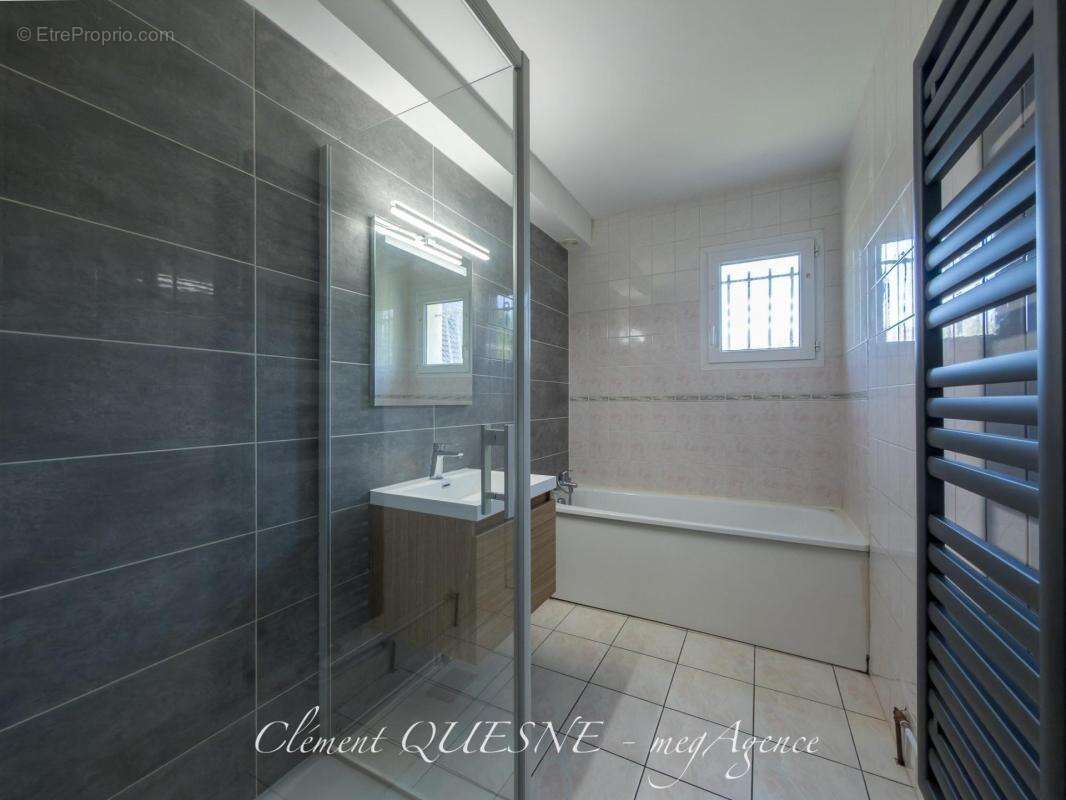 Maison à SAINT-MARTIN-EN-CAMPAGNE