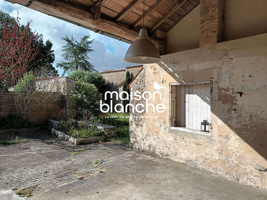 Maison à MURON
