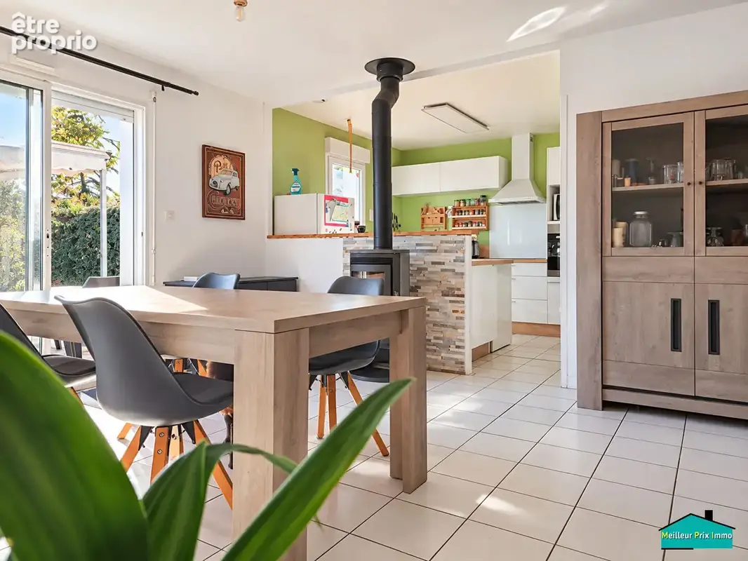 Maison de plain-pied  à La Limouzinière 100 m² - photo 5
