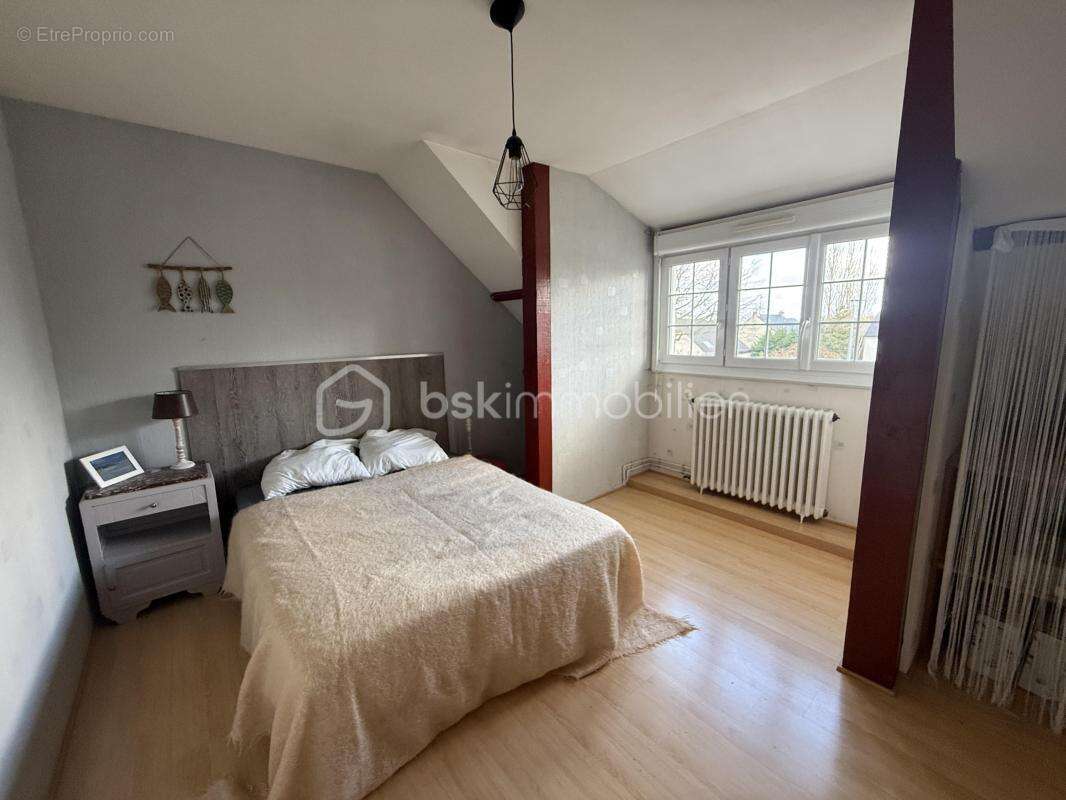 Maison familiale nantaise – 140 m² – 5 chambres – Jardin – Garage - photo 2