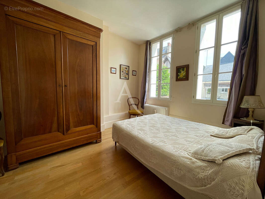 Maison à MONTRICHARD