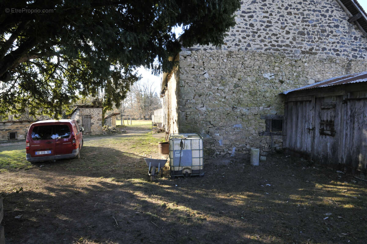 Maison à LA PORCHERIE