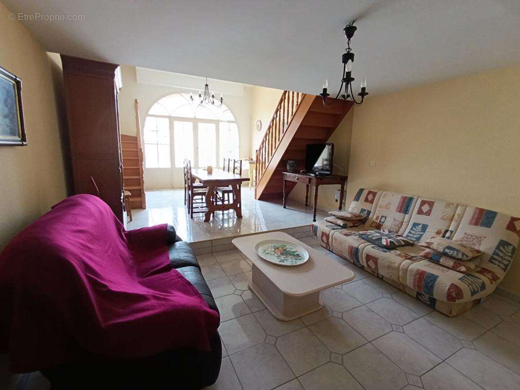 Maison à LANTENNE-VERTIERE