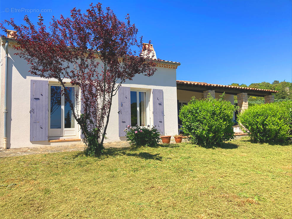 Maison à MONTELIMAR