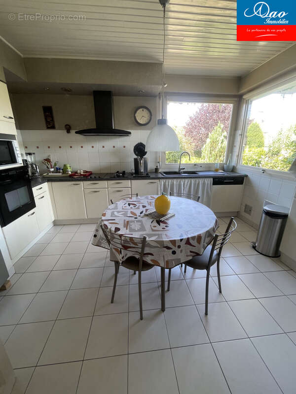 Rivière de Corps - Maison familiale 5 pièces avec garage et piscine chauffée - photo 5