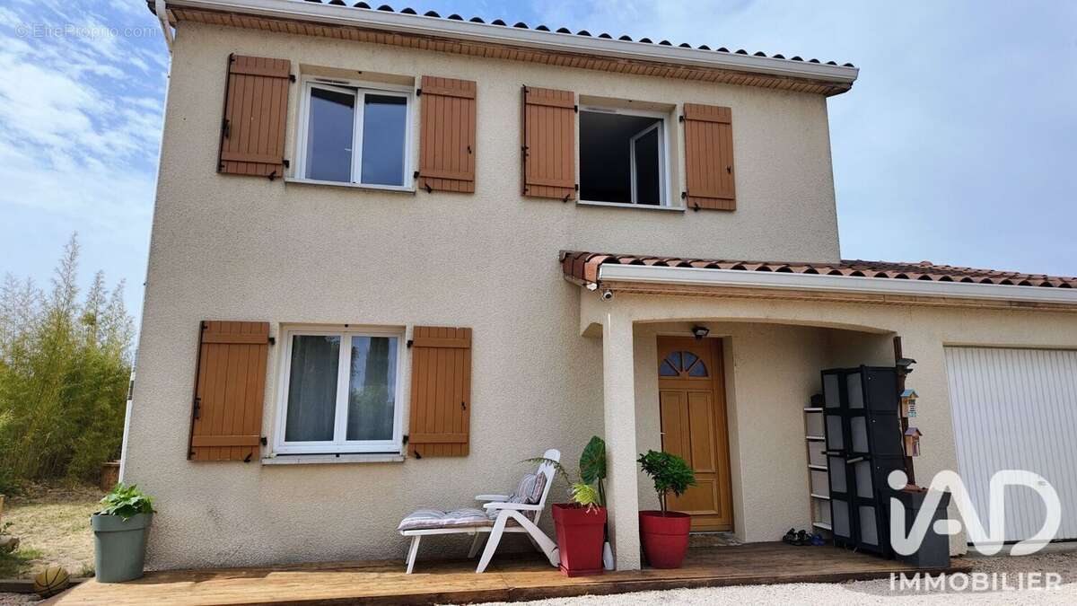 Maison 88 m² à Bonson  - photo 2