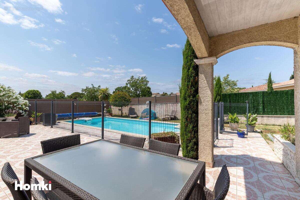 Maison à MOUSSOULENS