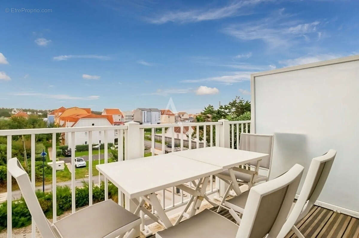 Appartement à CAMIERS