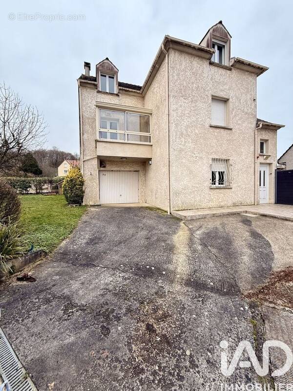 Photo 1 - Maison à ETAMPES-SUR-MARNE