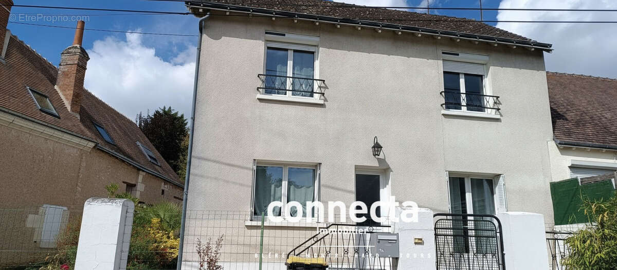 Maison à LA CROIX-EN-TOURAINE