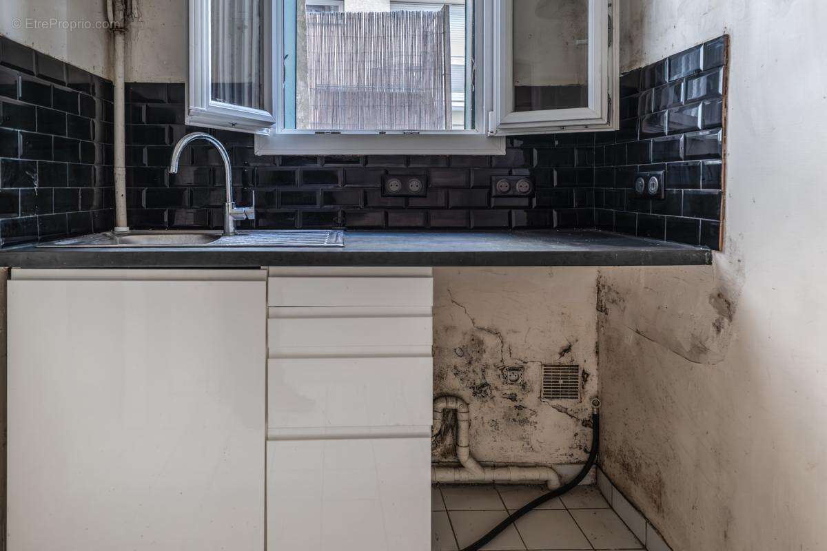 Appartement à PARIS-11E